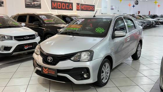 TOYOTA ETIOS 1.5 X SEDAN 16V FLEX 4P AUTOMÁTICO